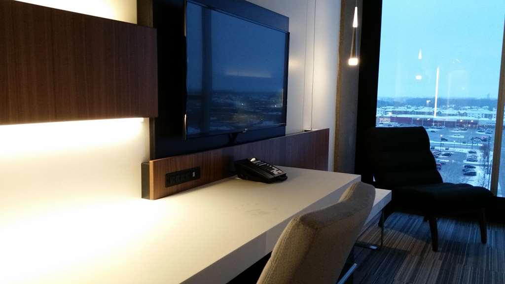 Grand Times Hotel Drummondville Ngoại thất bức ảnh