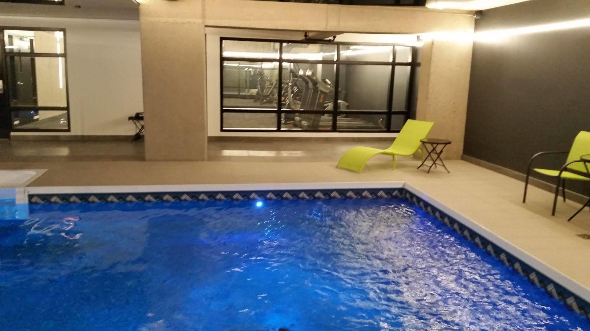 Grand Times Hotel Drummondville Ngoại thất bức ảnh